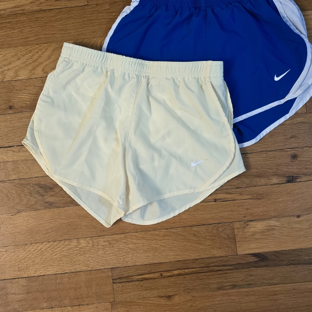 Nike Women's Athletic Shorts - Cream and Blue